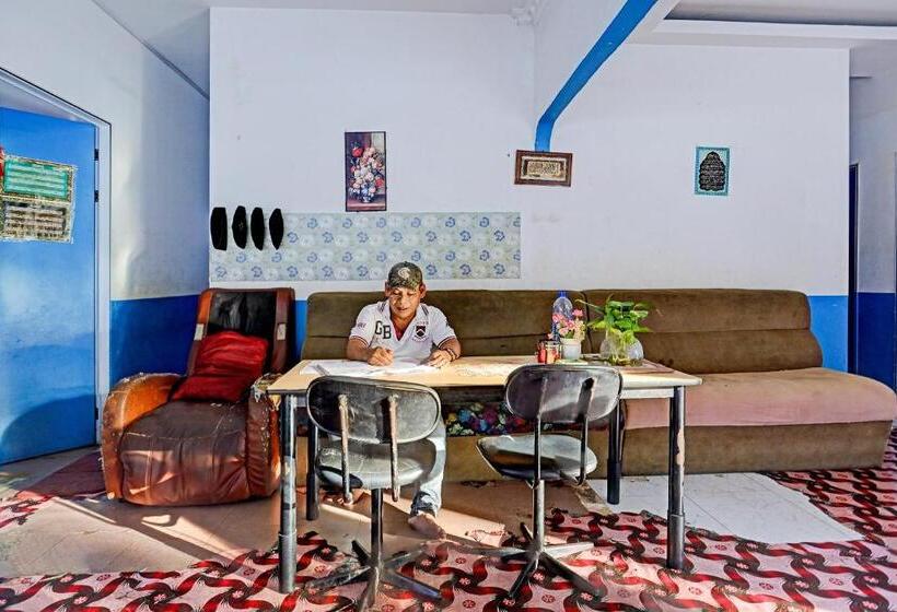 فندق Spot On 91500 Suci Homestay Syariah