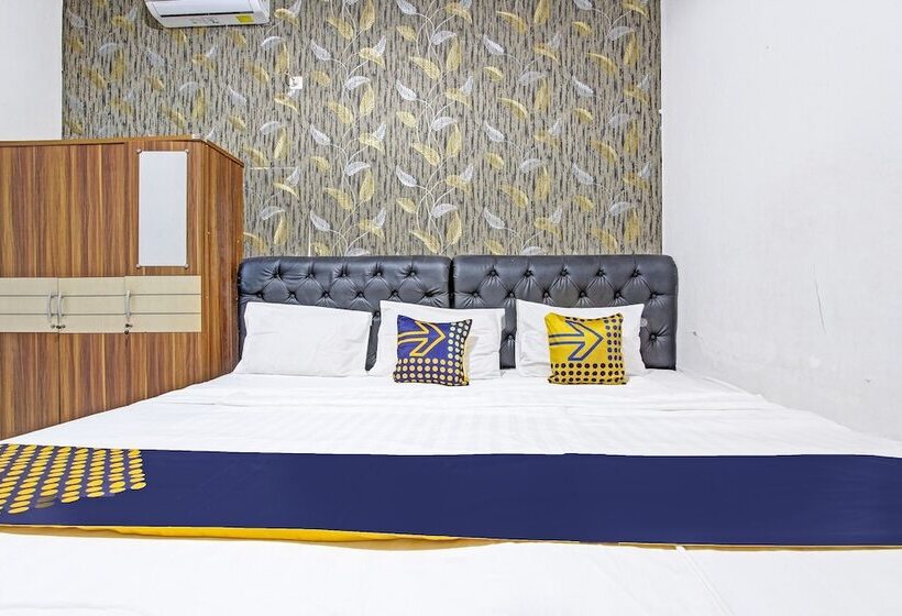 酒店 Spot On 91521 Mayong Guesthouse