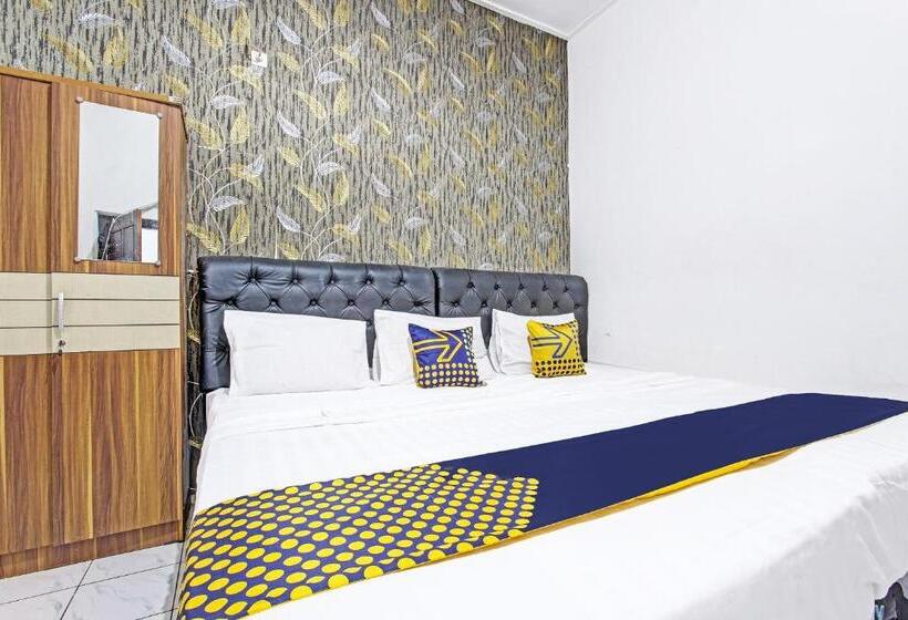 酒店 Spot On 91521 Mayong Guesthouse