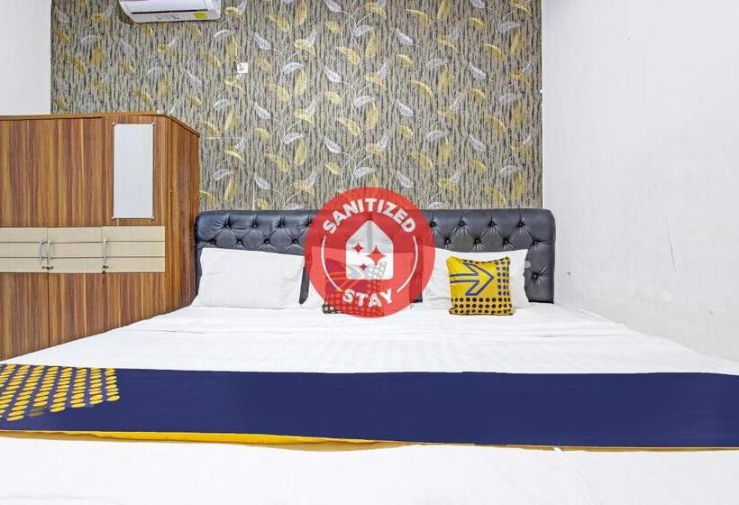 酒店 Spot On 91521 Mayong Guesthouse