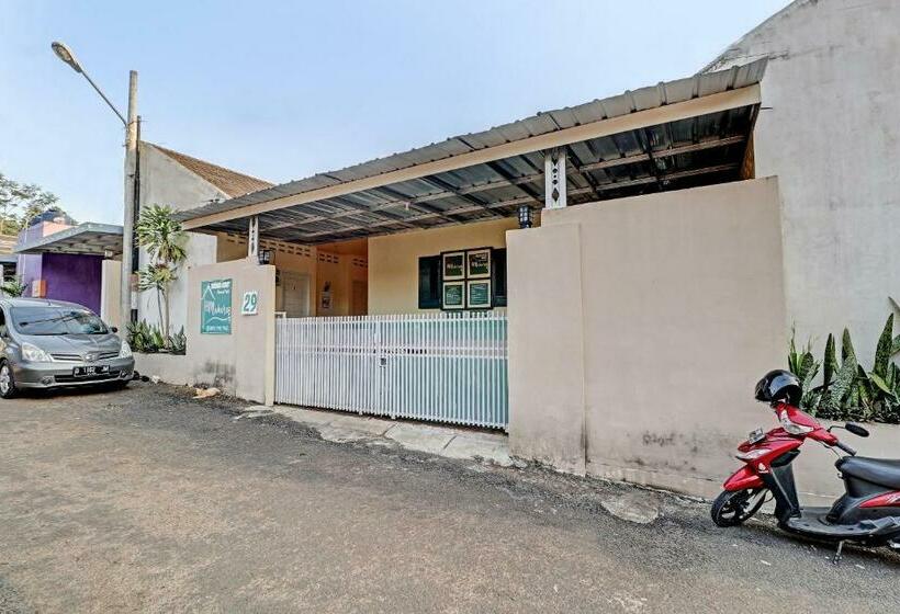 ホテル Spot On 91541 Mahara Syariah