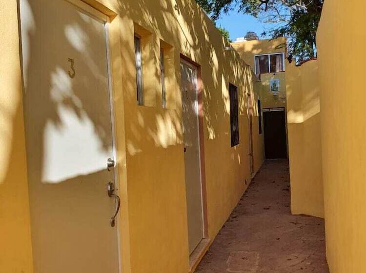 فندق Suites Rosita