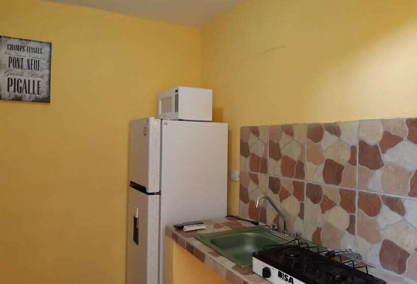 فندق Suites Rosita