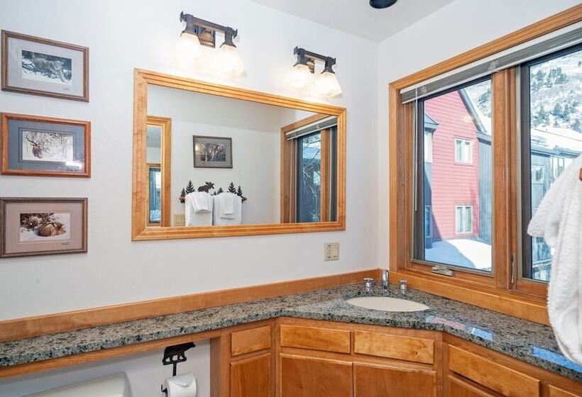 Lulu City 4b By Avantstay Beautiful Condo 100 Yards From Lift 7 Permit :3639