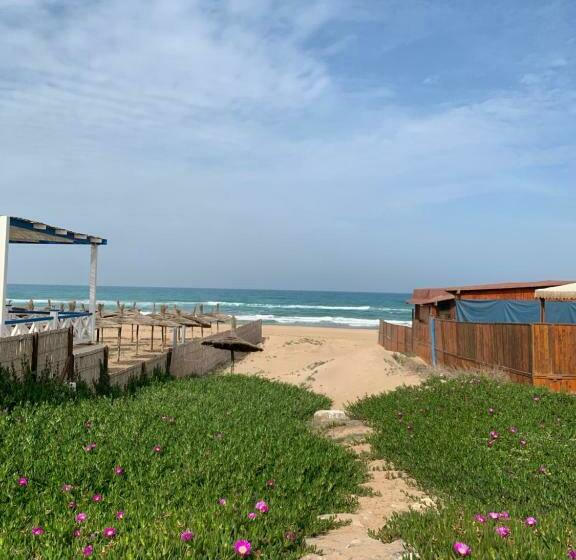 Maison Du Bonheur En Bord De Mer Avec Piscine