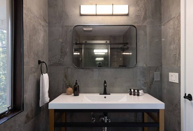 Mataro By Avantstay Large & Elegant Home In Santa Rosa W/ Hot Tub & Games