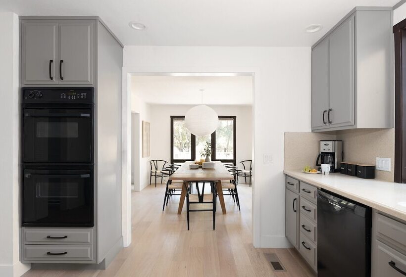 Mataro By Avantstay Large & Elegant Home In Santa Rosa W/ Hot Tub & Games