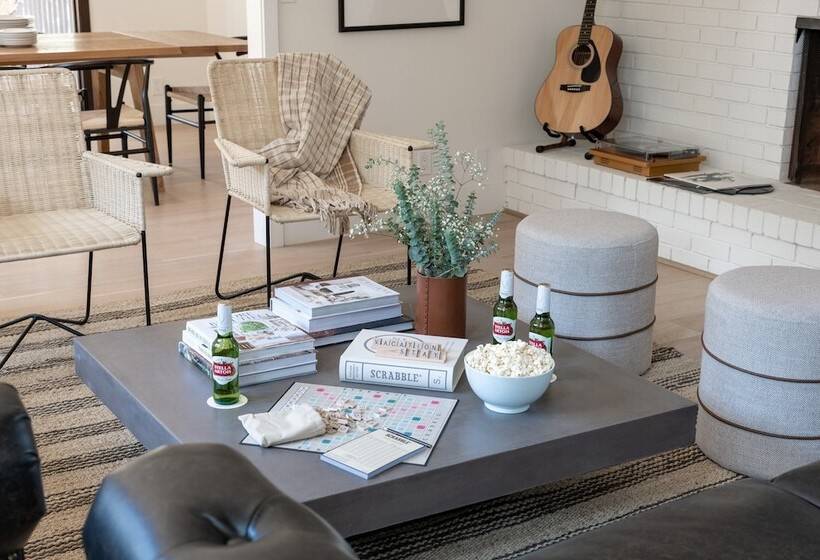 Mataro By Avantstay Large & Elegant Home In Santa Rosa W/ Hot Tub & Games