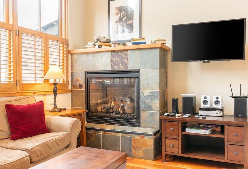 Owl Meadows 24 By Avantstay Walking Distance To Town & Slopes!