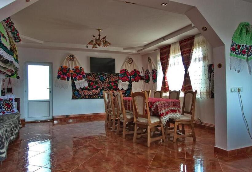 بنسيون Breb Casa Luca