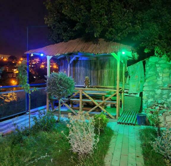 پانسیون Green Garden Crimea