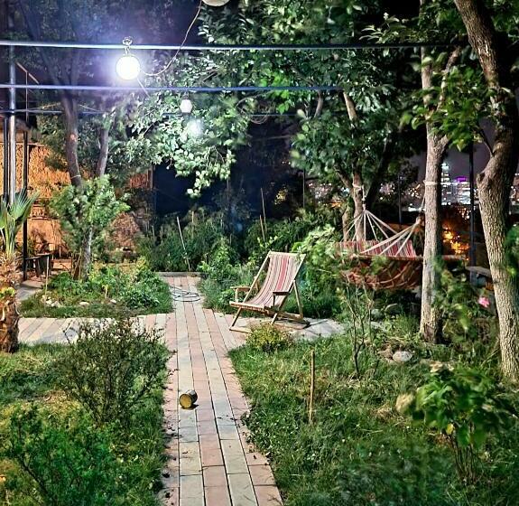 پانسیون Green Garden Crimea