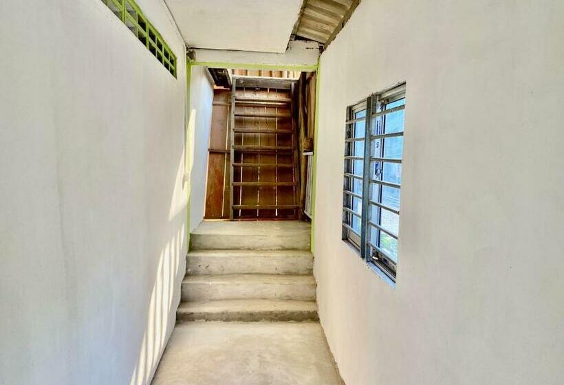 بنسيون Happiness Guesthouse