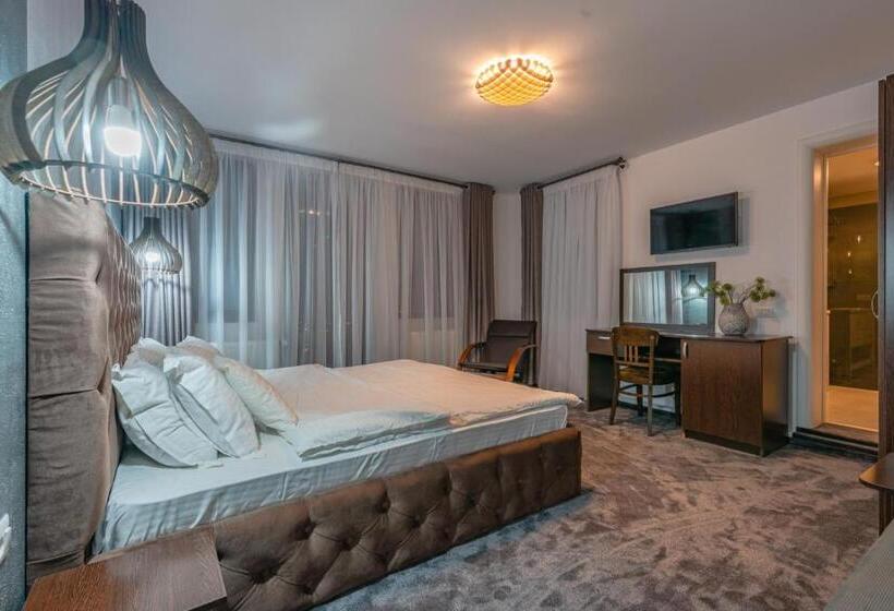 膳宿费 Iris Predeal