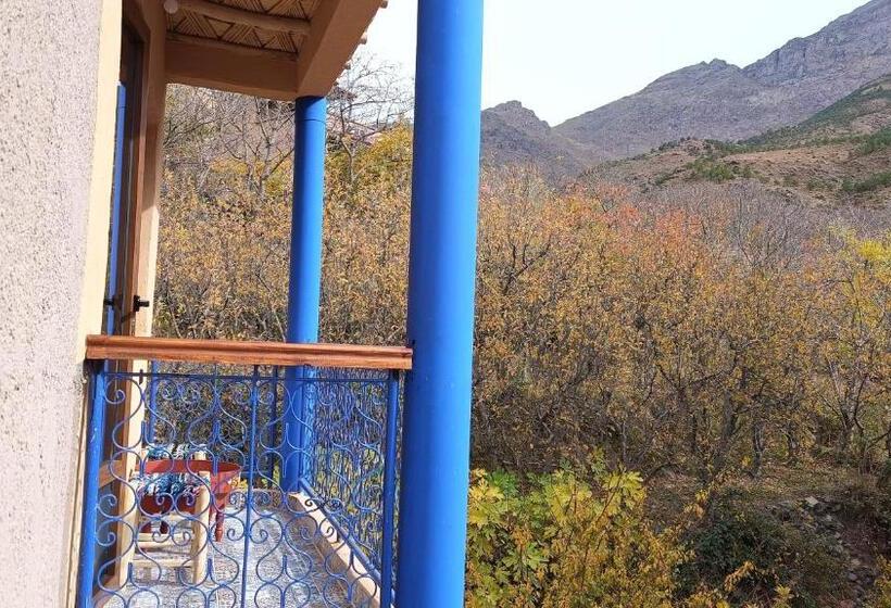 بنسيون Riad Otos Views