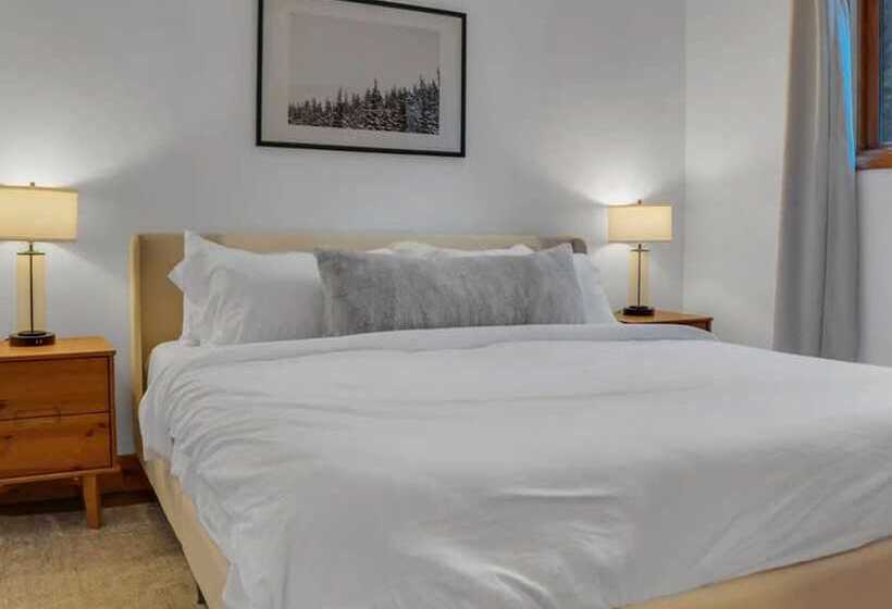 Mountain Cabin, Close To Slopes, 4br And 3ba, Hottub