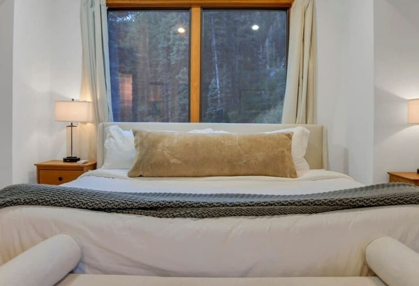 Mountain Cabin, Close To Slopes, 4br And 3ba, Hottub