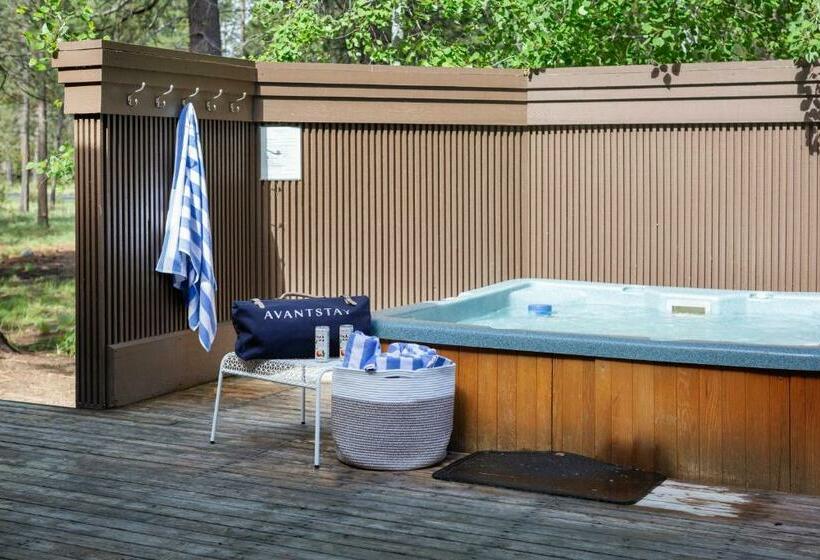 Skylight By Avantstay Elevated Mountain Home W Hot Tub, Billiards, Large Patio