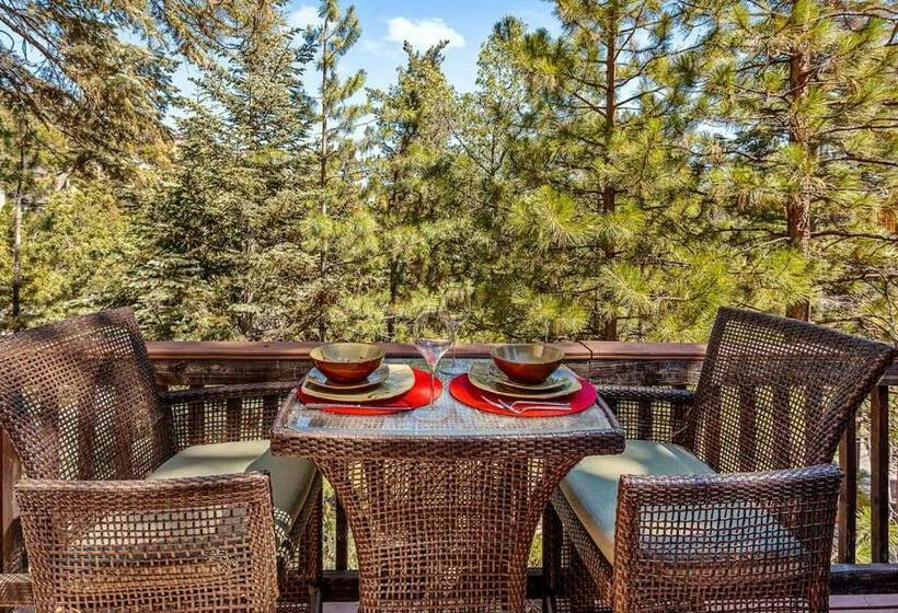 Sutter Ln By Avantstay Beautifully Remodeled Kitchen,4cabin Chic Bedrooms