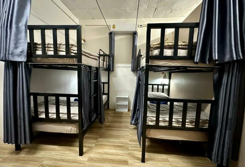 Sweed Dee Hostel