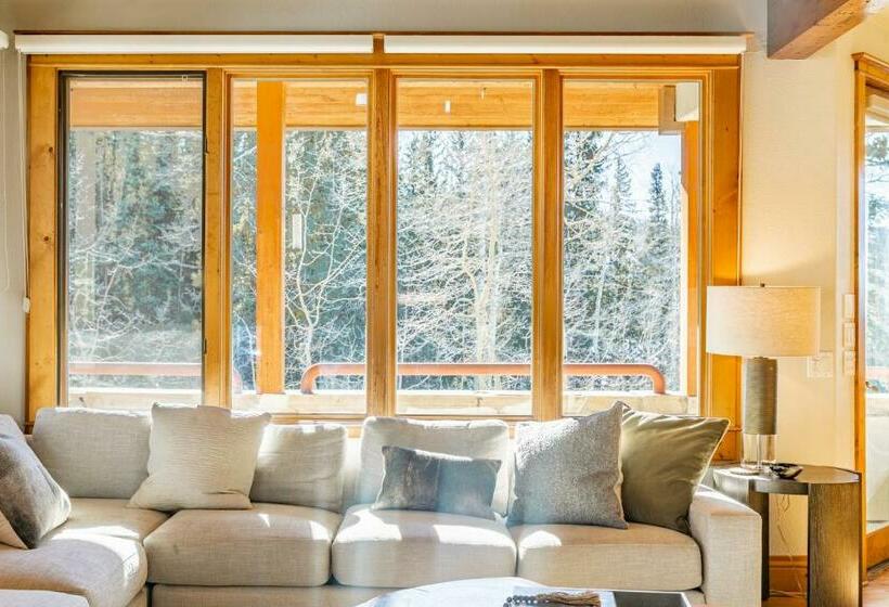 Telemark A By Avantstay Ski In Ski Out At The Heart Of Mountain Village W Hot Tub