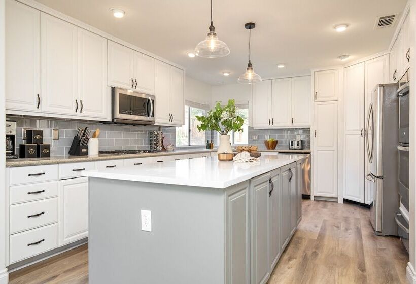 The Riesling Retreat By Avantstay Estate W Pool, Hottub, Putting Green & Pickle Ball Court