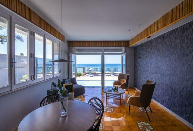 Villa Seahorse, Fontane Bianche, Siracusa, Beachfront, Great Wifi, Beautiful Garden