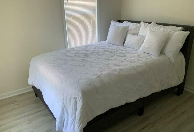 6 Bd 3ba Home Walking Distance To Downtown