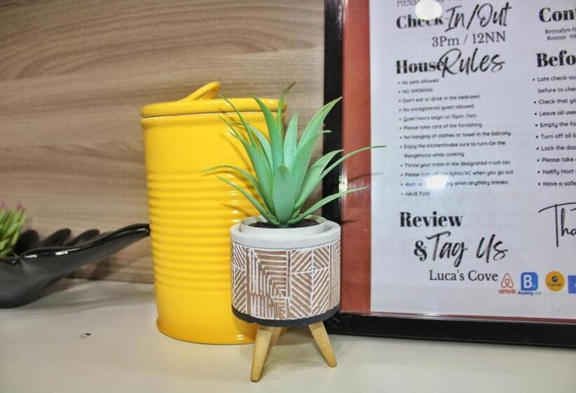 Stylish&comfort Unit With Balcony In Air Makati