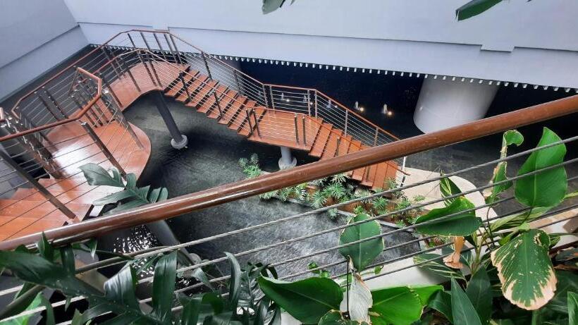 Stylish&comfort Unit With Balcony In Air Makati