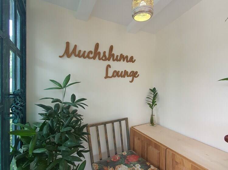 Baan Muchshima Hostel Phuket