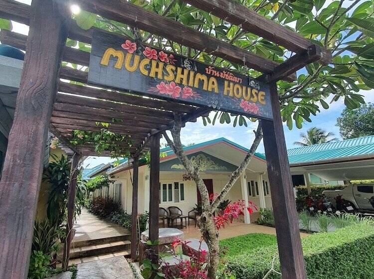 Baan Muchshima Hostel Phuket