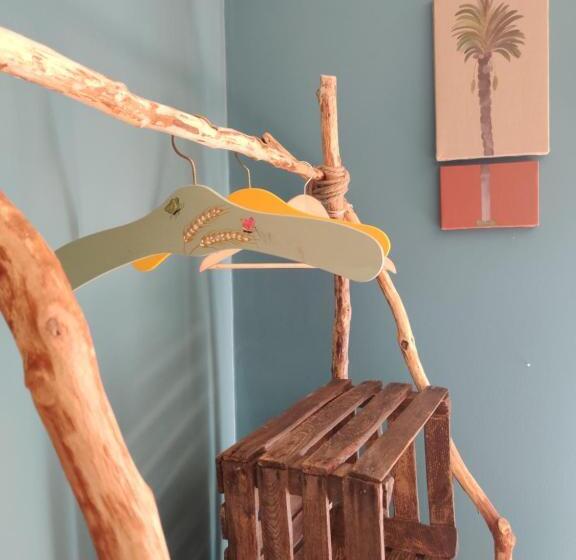 ベッドアンドブレックファースト Chambre D Hôtes Et Puis Voilà!