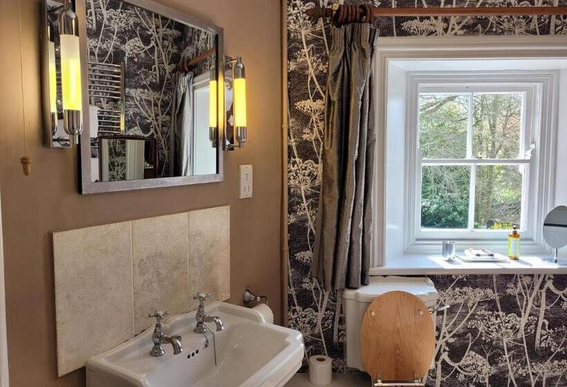 ベッドアンドブレックファースト The Old Vicarage