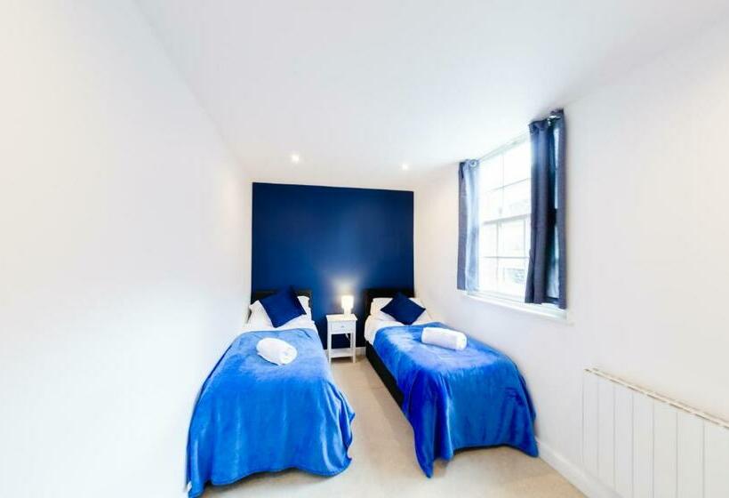 Cosy Apartment   14 Charlotte House