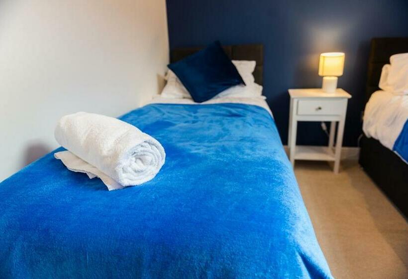 Cosy Apartment   14 Charlotte House