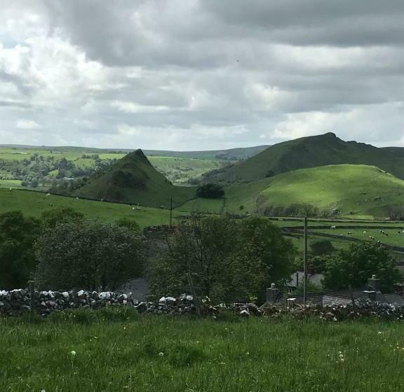 Fernydale Farm Bed & Breakfast