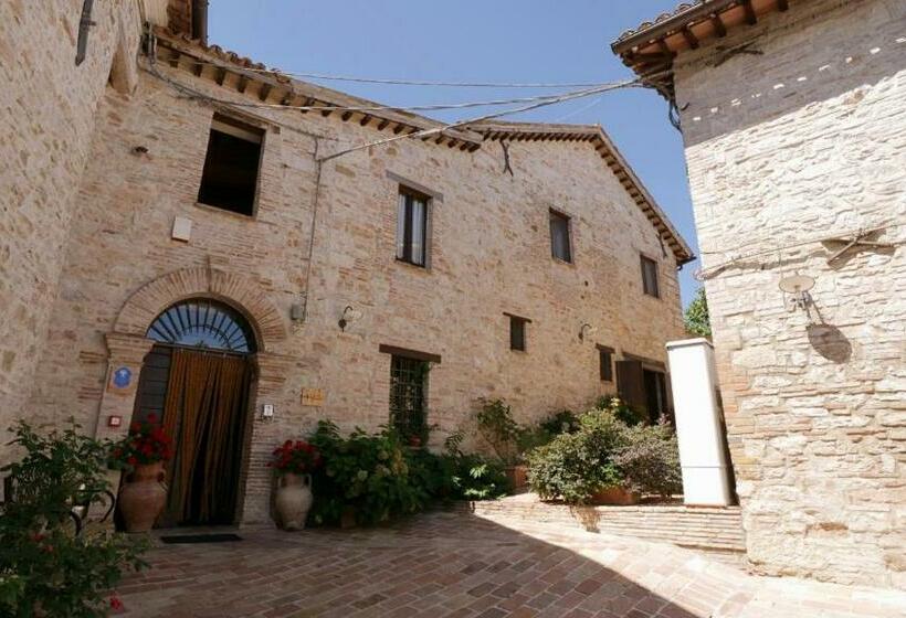 Borgo De  Varano By Hotel I Duchi