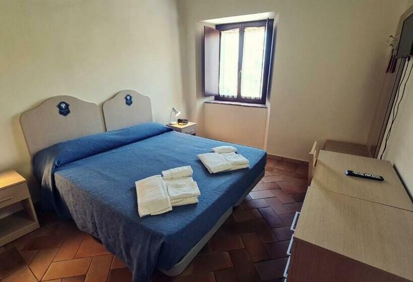 Borgo De  Varano By Hotel I Duchi