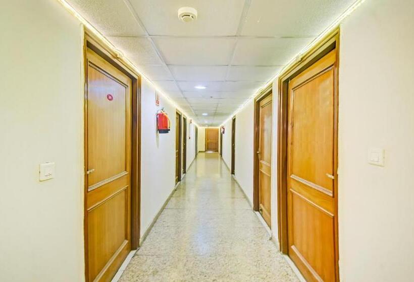 فندق Paras Tower