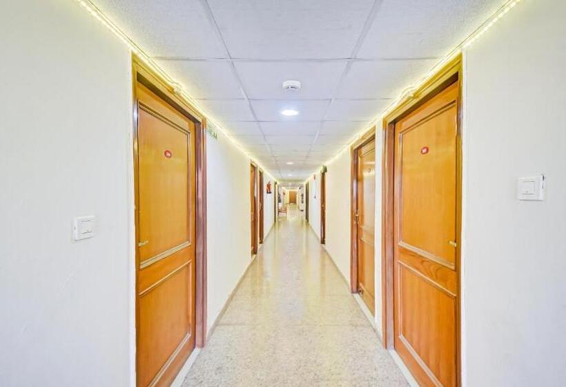 فندق Paras Tower