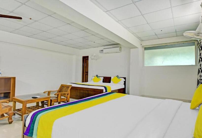 فندق Paras Tower