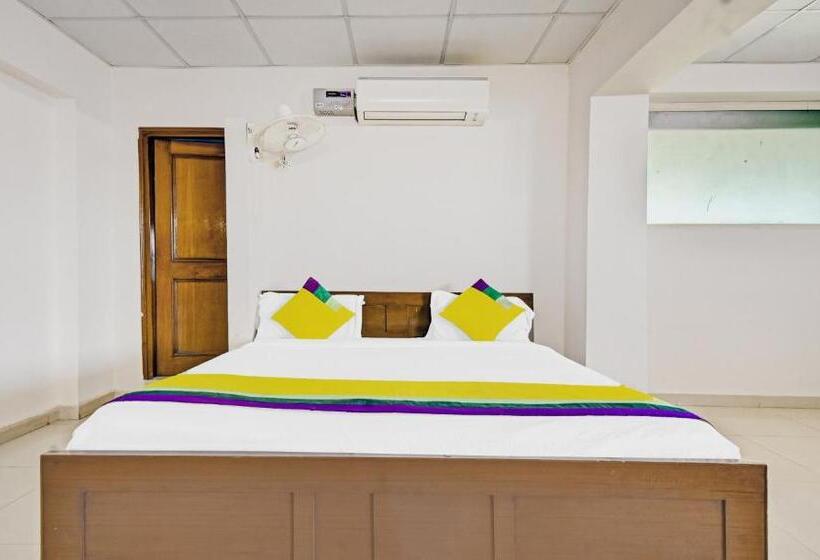 فندق Paras Tower