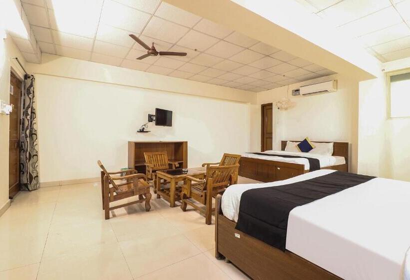 فندق Paras Tower