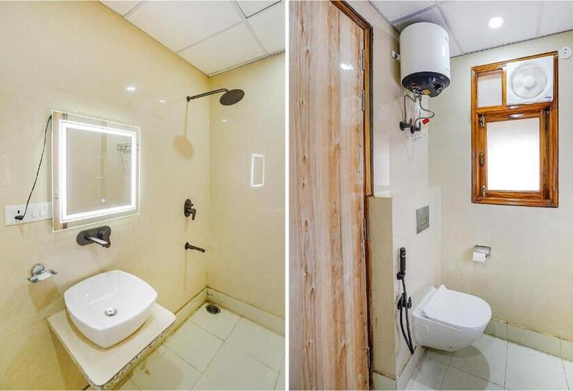 فندق Paras Tower