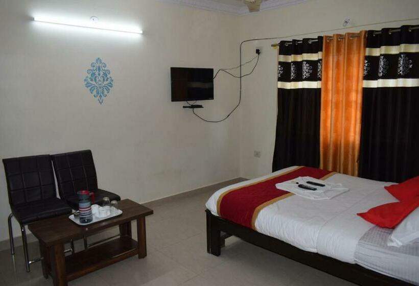 בית מלון כפרי Ivory Elite One