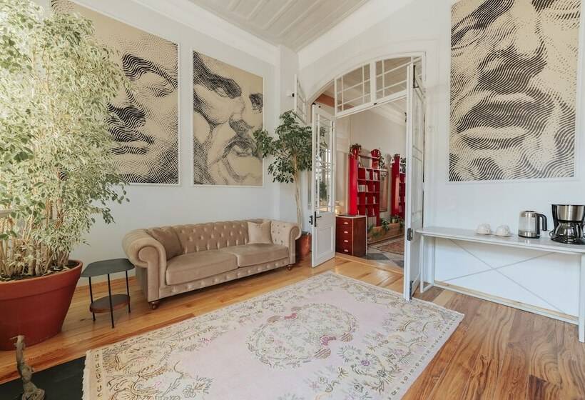 בית מלון כפרי Karargah Urla