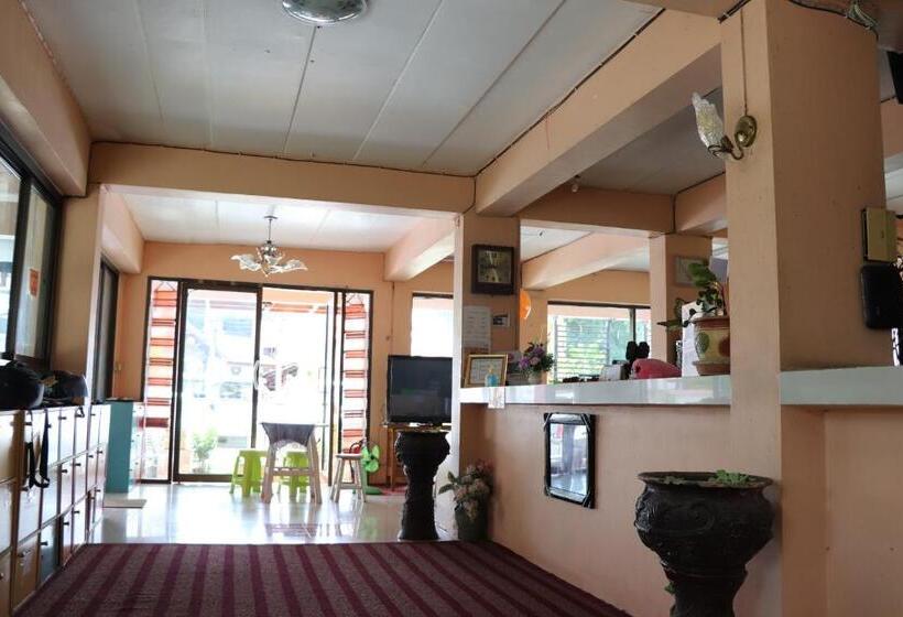 فندق Tipsiri Place