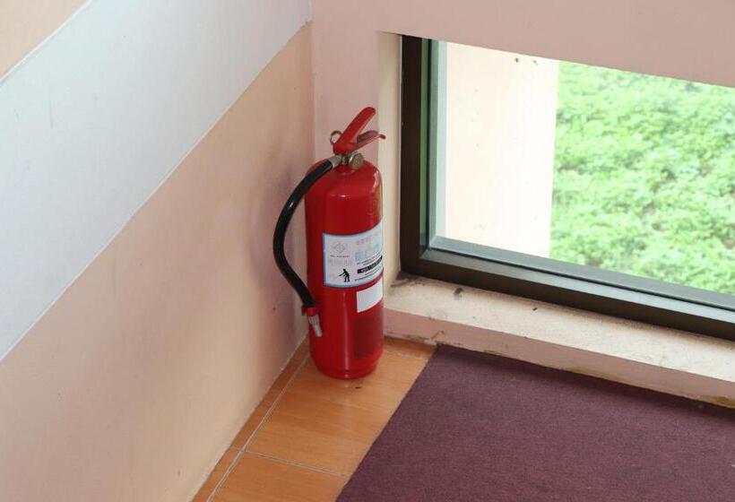 فندق Tipsiri Place