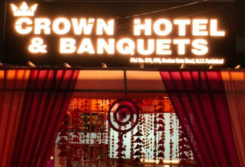 호텔 Oyo 92164 Crown  And Banquets